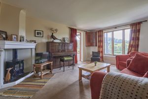 Living Room- click for photo gallery